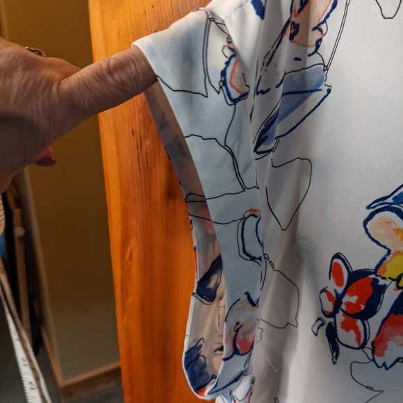 DR2* floral cap sleeve blouse tunic top side slit round neck - Picture 4 of 7